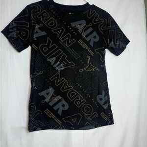 Boys Jordan Black Graphic Tee, boys Large